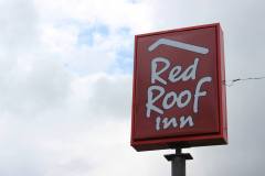 Red-Roof-In-Custom-Signs-Easton-9